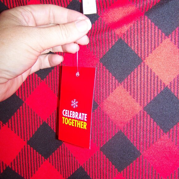Celebrate Together NWT Red and Black Buffalo Check Skater Skirt Sz L - Picture 3 of 3